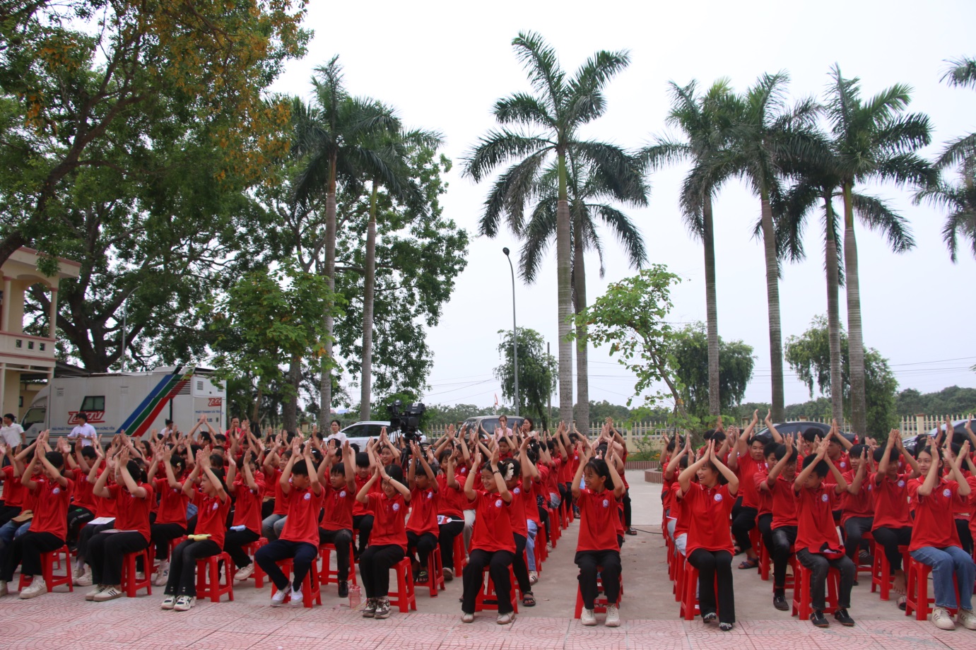 Sôi nổi chương trình game show về chăm sóc sức khỏe sinh sản vị thành niên, thanh niên