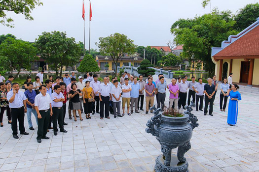 14610845_1101151416646853_662927015_n-1