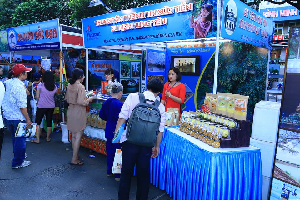 30624059_1910317755653636_2538514053496569856_n